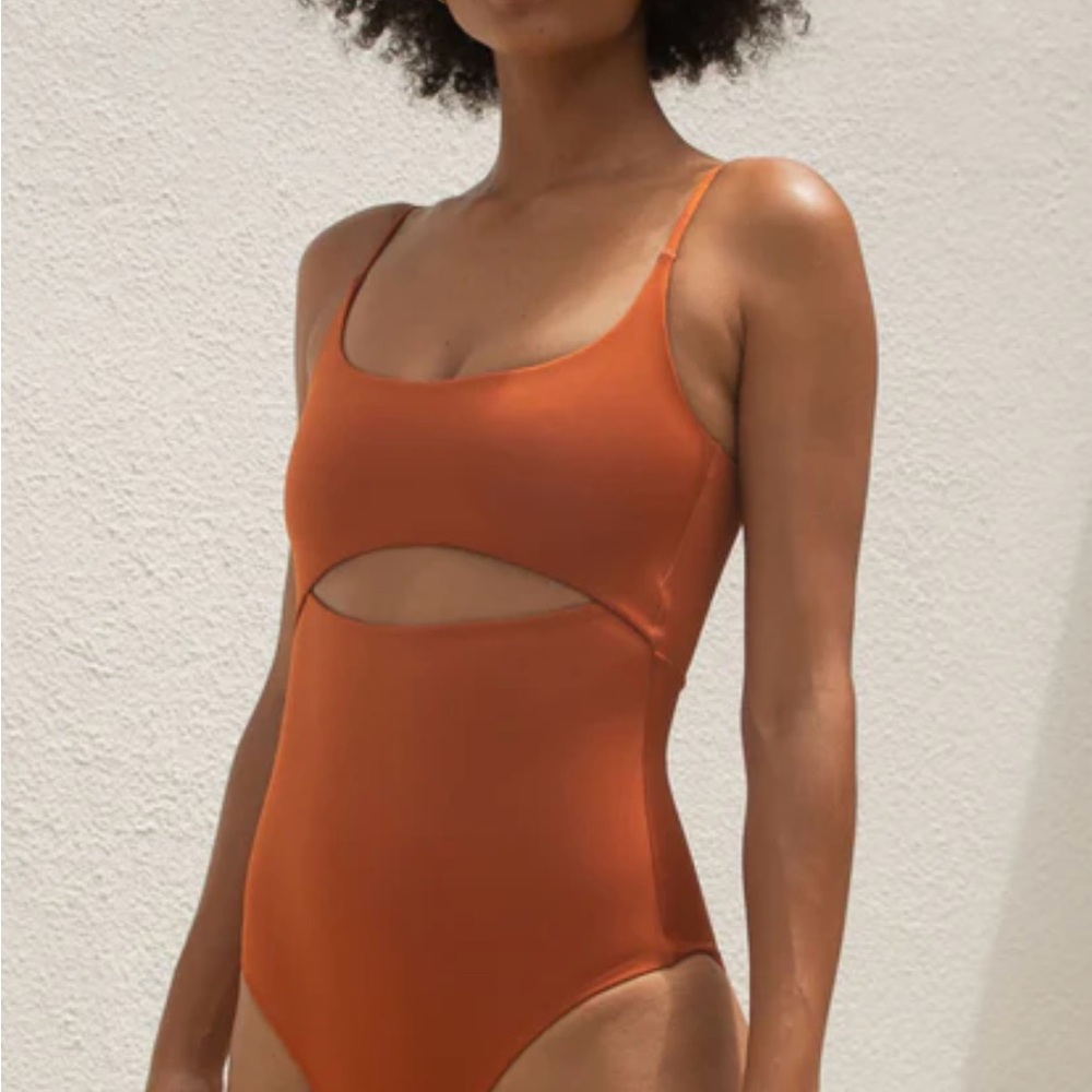 Left on Friday Peak Suit in Bronze